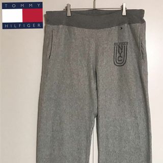 トミーヒルフィガー(TOMMY HILFIGER)の【ビッグサイズ】トミーヒルフィガー　刺繍ロゴ入りスウェットパンツ　C402(デニム/ジーンズ)