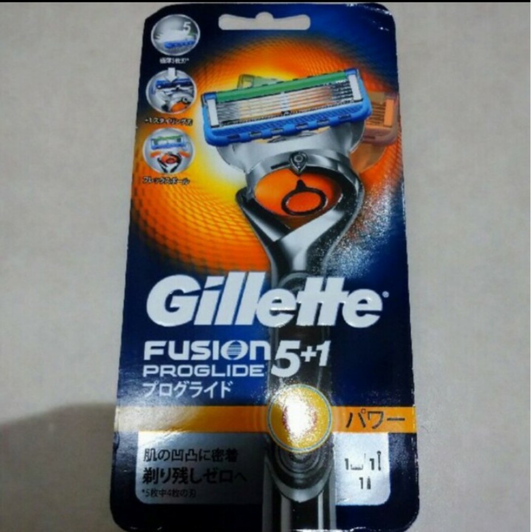 Gillette(ジレット)のジレット フュージョン5+1　プログライド　本体 替刃 付 男性用髭剃り 男性… コスメ/美容のシェービング(カミソリ)の商品写真