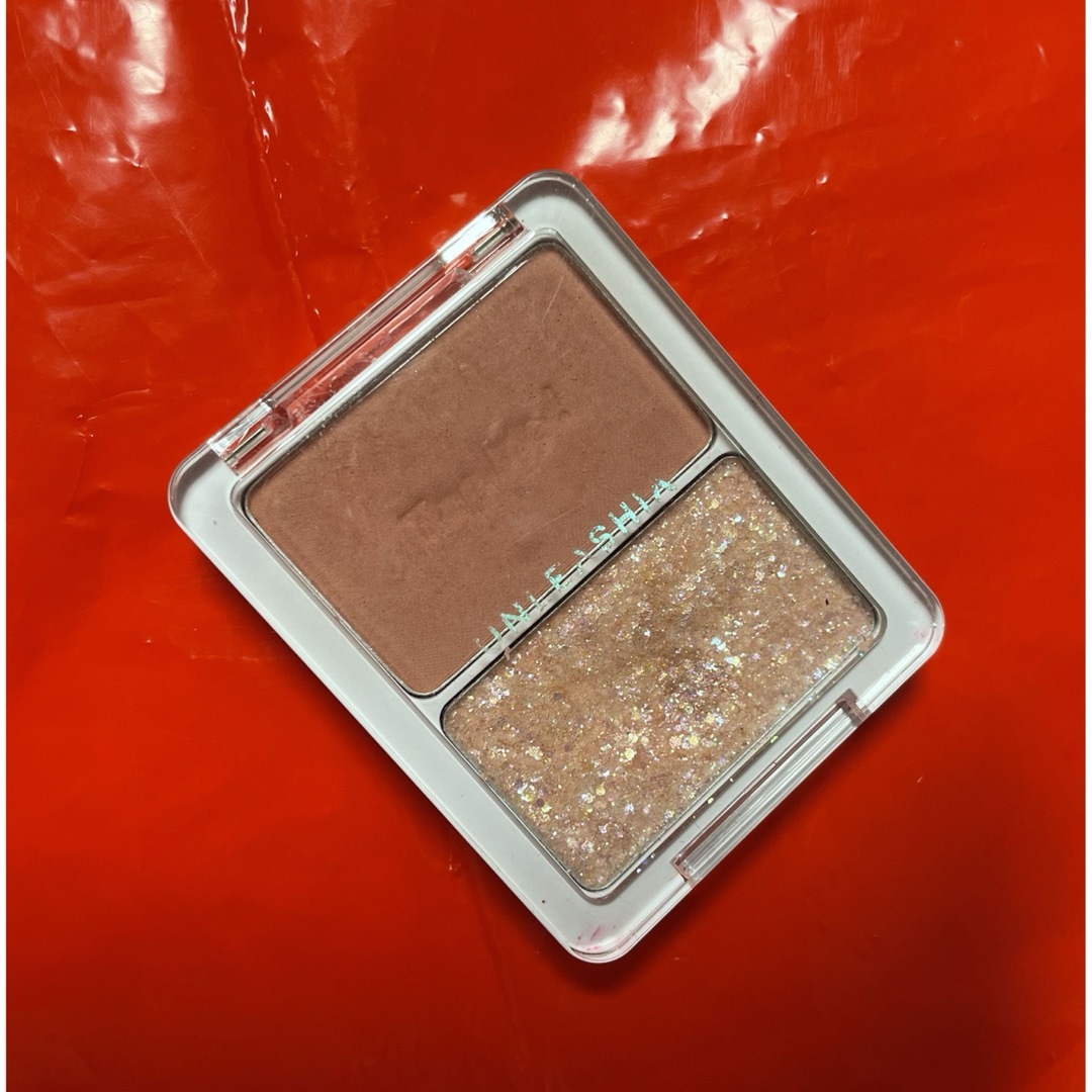 UNLEASHIA Tap Me Palette Duo N°1 Pitapat コスメ/美容のベースメイク/化粧品(アイシャドウ)の商品写真