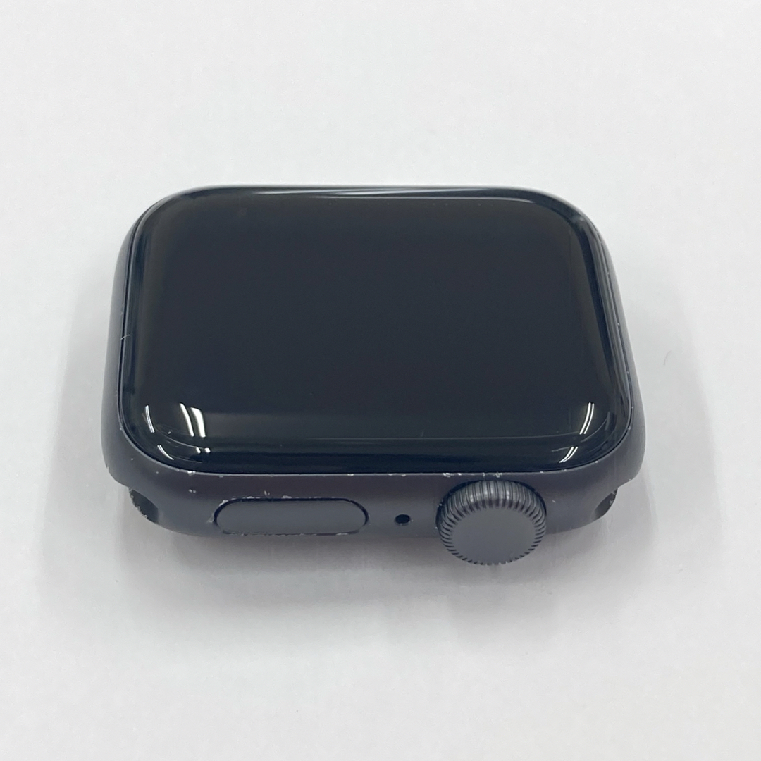 Apple Watch(アップルウォッチ)のapple watch SE 40mm 本体 黒アップルウォッチ スマホ/家電/カメラのスマートフォン/携帯電話(その他)の商品写真