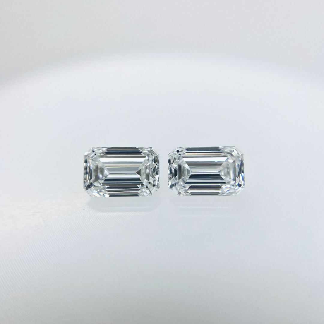 Dカラー IF エメラルドカットセット！0.31ct/0.32ct/RT2684 レディースのアクセサリー(その他)の商品写真