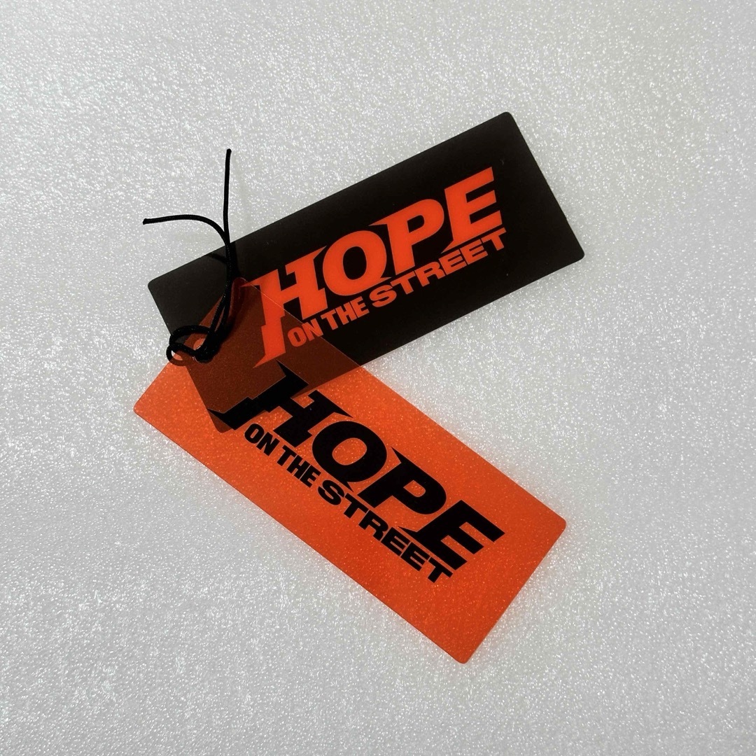 防弾少年団(BTS)(ボウダンショウネンダン)のBTS jhope HOPE ON THE STREET weverse ロゴ入 エンタメ/ホビーのCD(K-POP/アジア)の商品写真