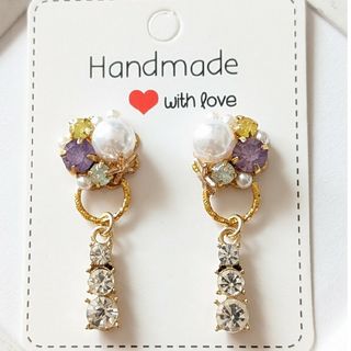 ビジューピアス　ハンドメイド(ピアス)