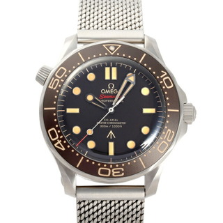 オメガ(OMEGA)のオメガ OMEGA シーマスター ダイバー 300M コーアクシャル マスター クロノメーター 42MM 007エディション 210.90.42.20.01.001 ブラウン文字盤 中古 腕時計 メンズ(腕時計(アナログ))