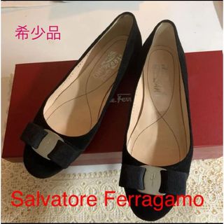 サルヴァトーレフェラガモ(Salvatore Ferragamo)のフェラガモ　ヴァリナ　フラットシューズ　バレエシューズ(バレエシューズ)