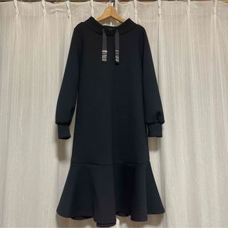 トゥービーシック(TO BE CHIC)の【新品】TO BE CHIC　トゥービーシック　ダンボールエアニットワンピース(ひざ丈ワンピース)