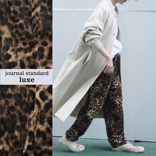 ジャーナルスタンダード(JOURNAL STANDARD)のjournal standard luxe   レオパベロアパンツ(カジュアルパンツ)
