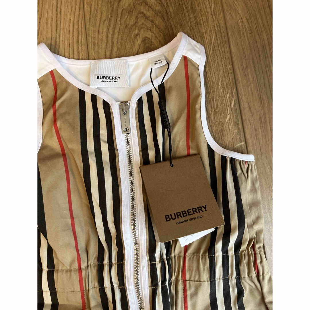 BURBERRY(バーバリー)の新品 バーバリー オールインワン 80 キッズ/ベビー/マタニティのベビー服(~85cm)(パンツ)の商品写真