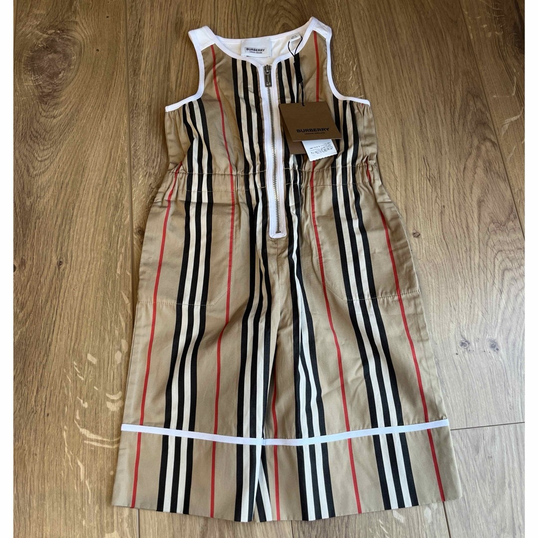 BURBERRY(バーバリー)の新品 バーバリー オールインワン 80 キッズ/ベビー/マタニティのベビー服(~85cm)(パンツ)の商品写真