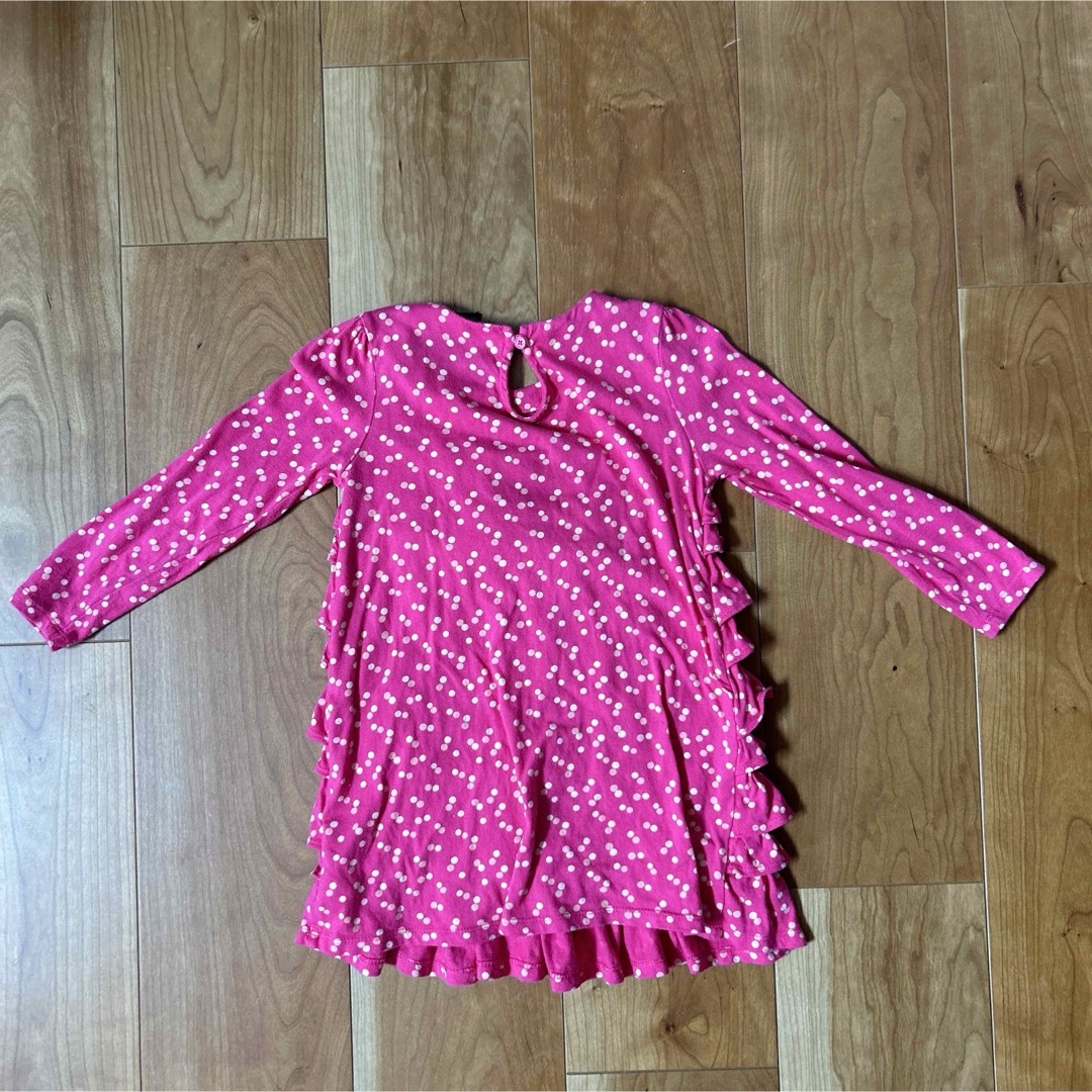 babyGAP(ベビーギャップ)のbaby GAP トップス　サイズ95 キッズ/ベビー/マタニティのキッズ服女の子用(90cm~)(Tシャツ/カットソー)の商品写真