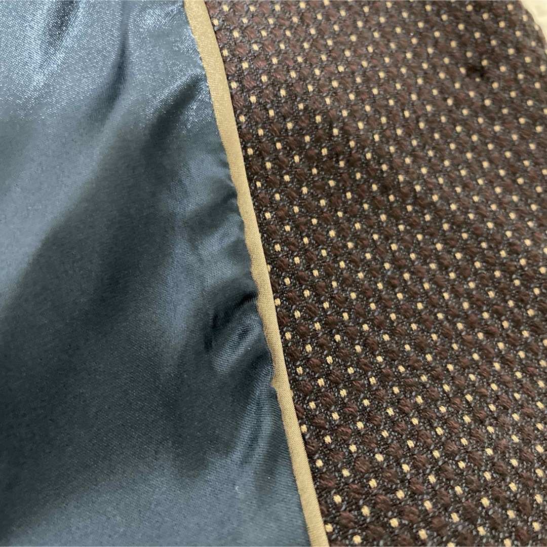 ロシア　高級スーツ　裏地　セットアップスーツ　上品　マダム　高級感　スカート レディースのフォーマル/ドレス(スーツ)の商品写真