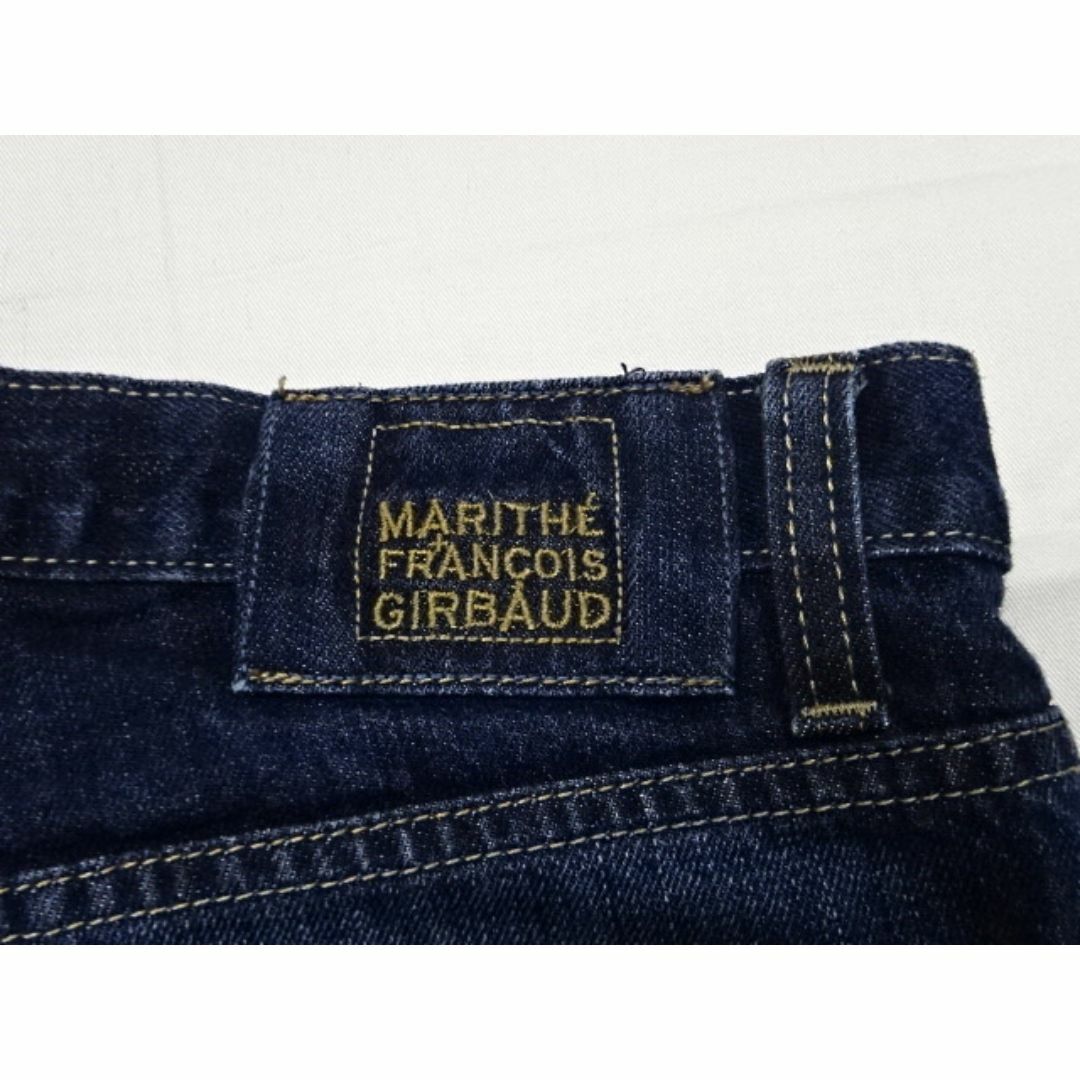 MARITHE + FRANCOIS GIRBAUD(マリテフランソワジルボー)のマリテフランソワジルボー☆濃紺ストレートデニム☆34☆ウェスト約88cm メンズのパンツ(デニム/ジーンズ)の商品写真