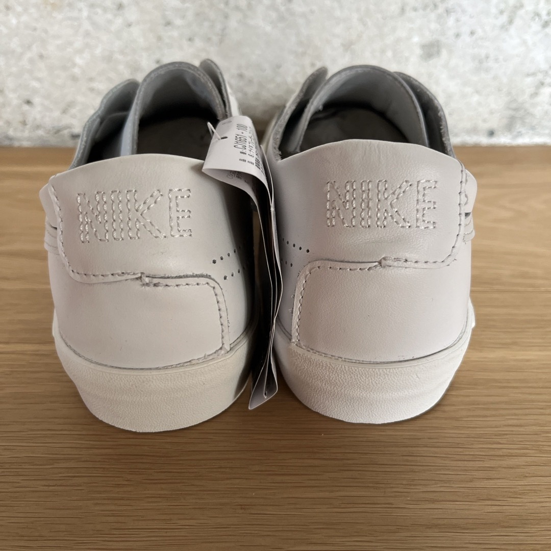 NIKE(ナイキ)の新品　NIKE blazer slip レディースの靴/シューズ(スニーカー)の商品写真