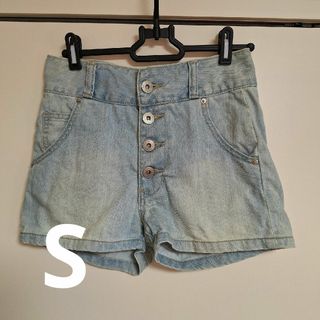 イング(INGNI)のイング　ショートパンツ(ショートパンツ)