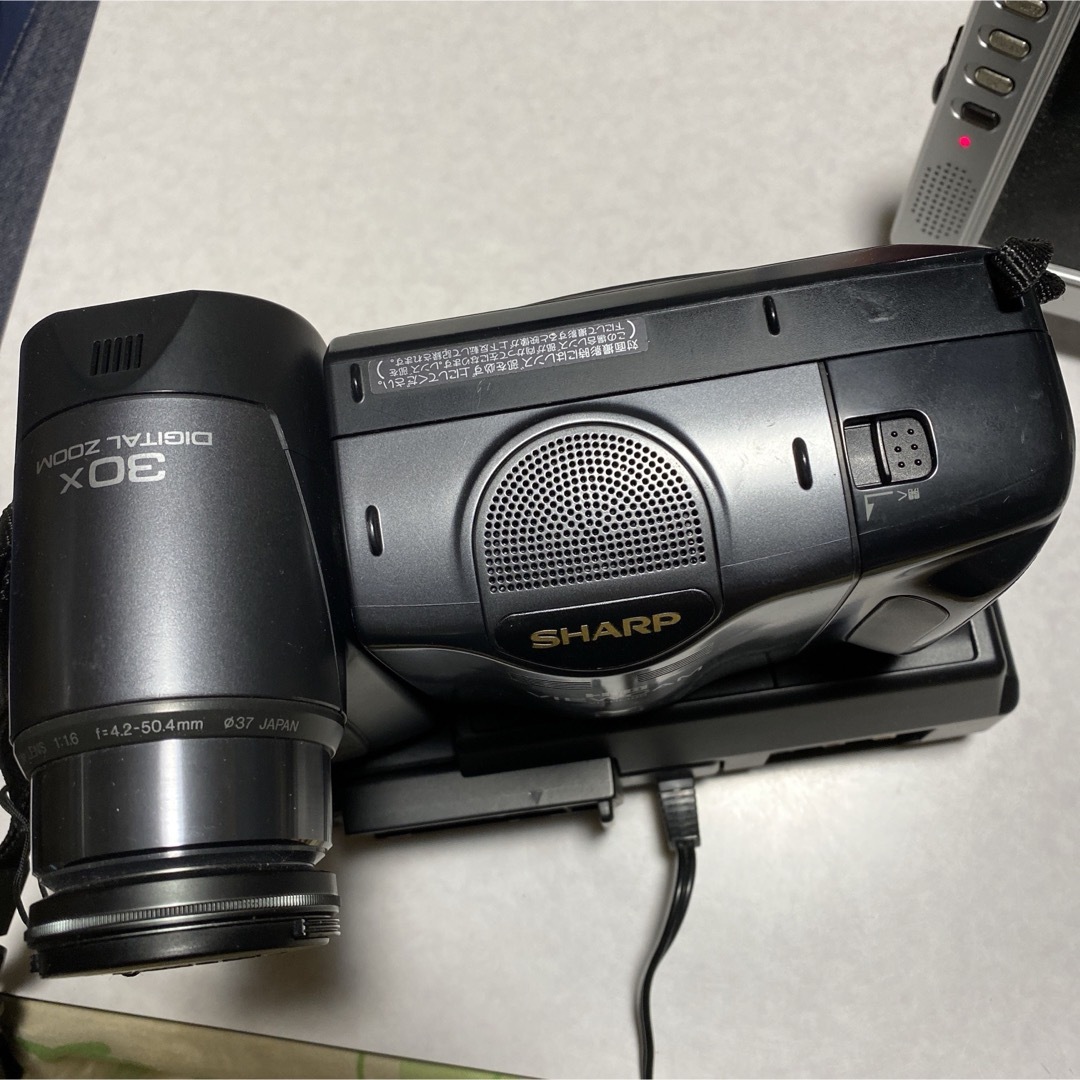 【動作美品】VL-HL50 録画再生OK シャープ Hi8 8mmビデオカメラ 【動作美品】VL-HL50 録画再生OK シャープ Hi8 8mmビデオカメラ