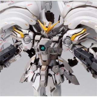 BANDAI - ウイングガンダムスノーホワイトプレリュード