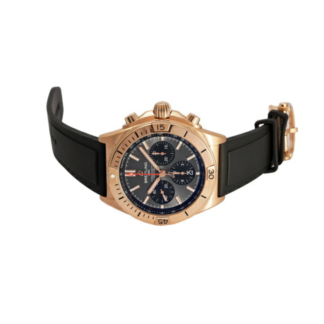 BREITLING(ブライトリング)のブライトリング BREITLING クロノマット B01 42 RB0134101B1S1 グレー/ブラック文字盤 中古 腕時計 メンズ メンズの時計(腕時計(アナログ))の商品写真