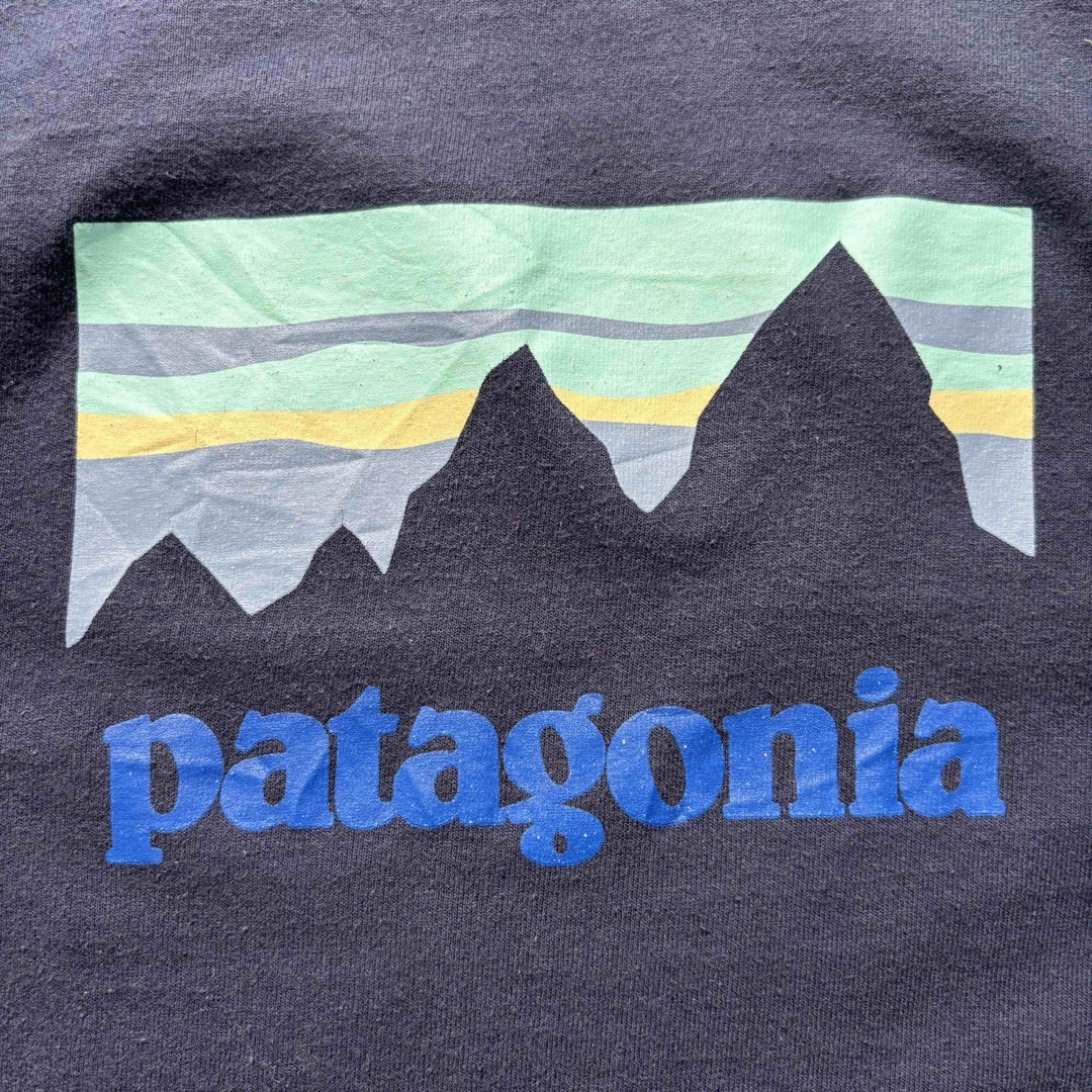 patagonia(パタゴニア)のPatagonia ネイビー ロゴTEE レディースのトップス(Tシャツ(半袖/袖なし))の商品写真