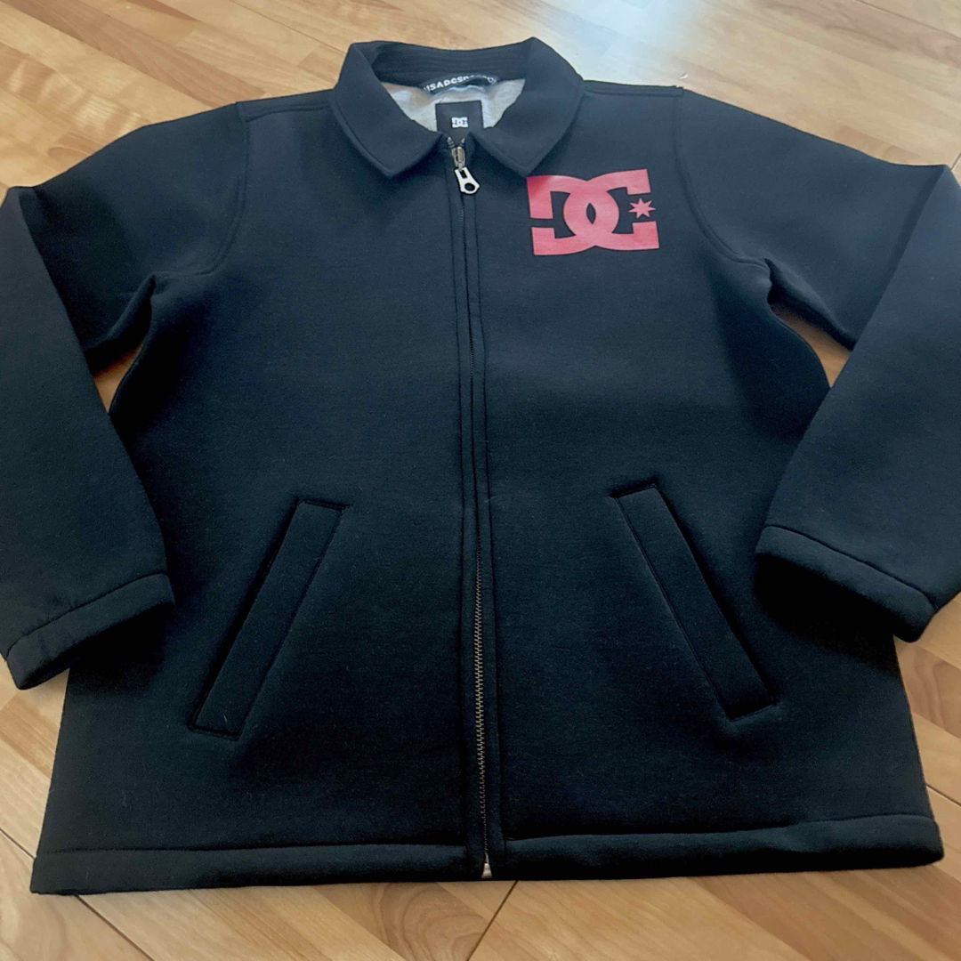 DC SHOE(ディーシーシュー)のDC SHOES COACH JACKET BLACK 150cm キッズ/ベビー/マタニティのキッズ服男の子用(90cm~)(ジャケット/上着)の商品写真