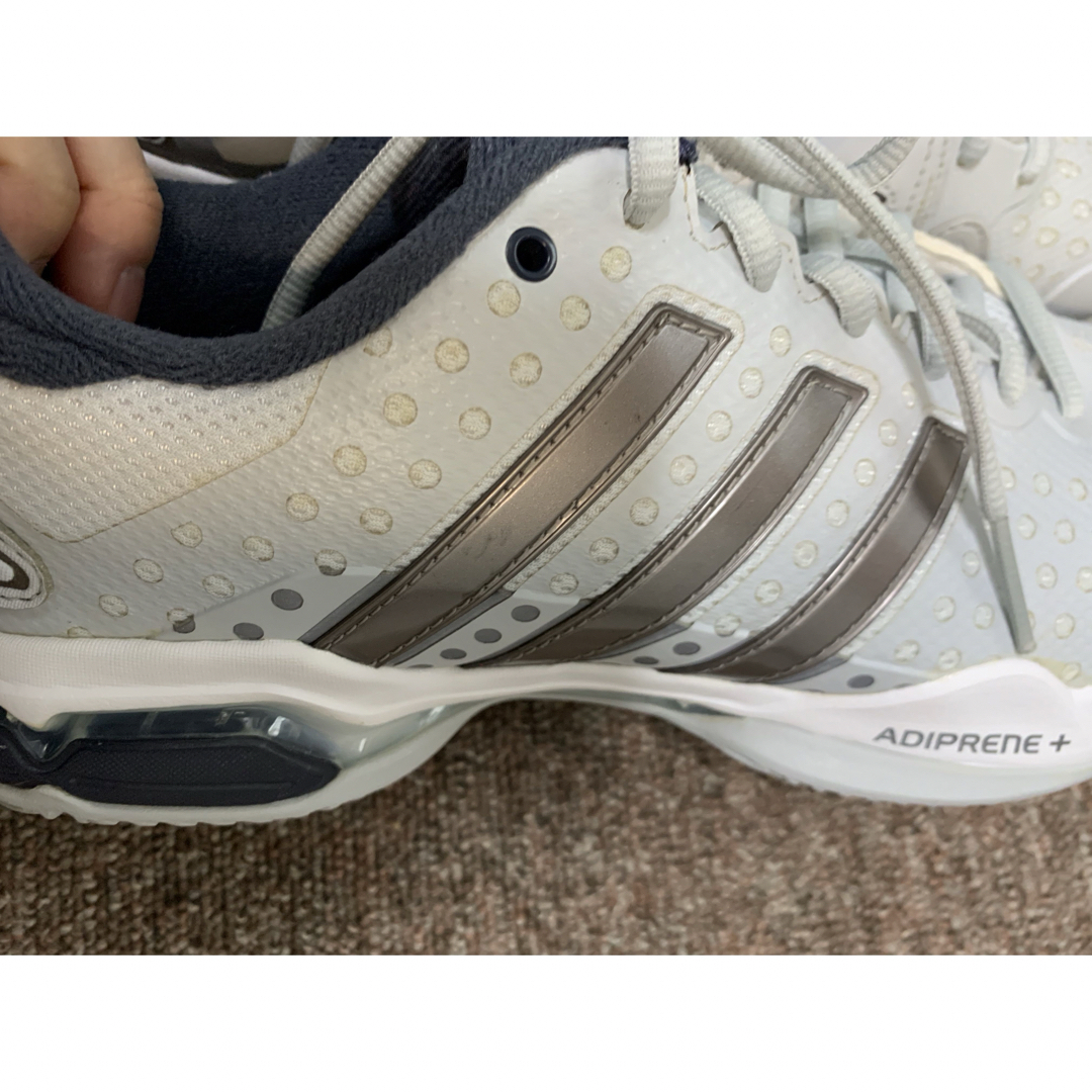 adidas(アディダス)のadidas 28cm スニーカー メンズの靴/シューズ(スニーカー)の商品写真