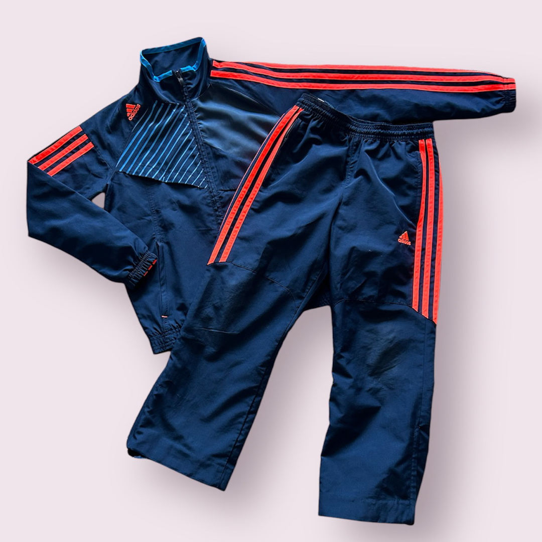 adidas(アディダス)の130サイズ　adidas ウィンドブレーカー上下 キッズ/ベビー/マタニティのキッズ服男の子用(90cm~)(ジャケット/上着)の商品写真