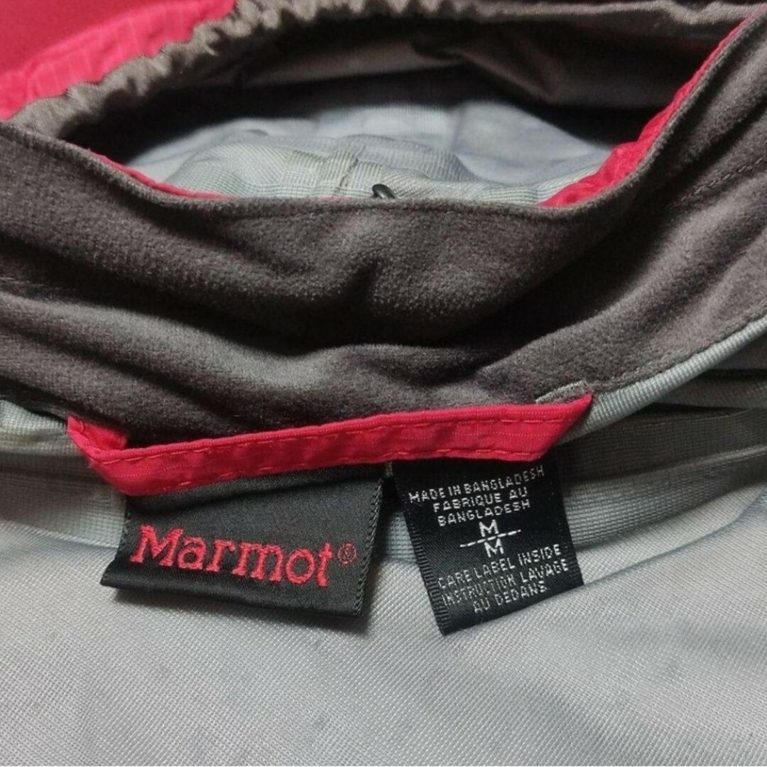 MARMOT(マーモット)の【 希少 】Marmot　マーモット　マウンテンパーカー　y2k メンズのジャケット/アウター(マウンテンパーカー)の商品写真