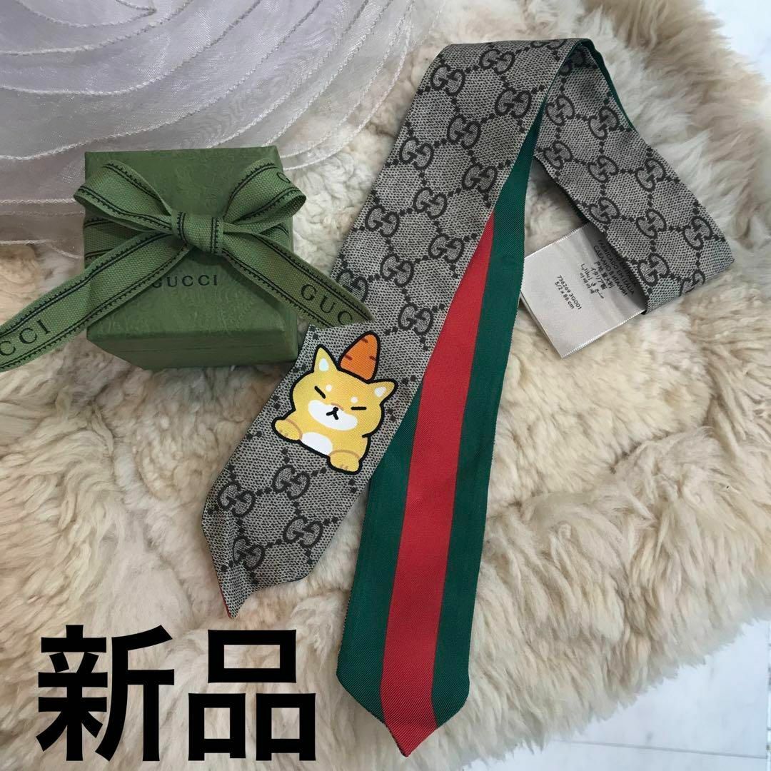 Gucci(グッチ)の☆新品未使用品☆GUCCI　グッチカワイイ　ネックボウ　スカーフ　GG柄 レディースのファッション小物(バンダナ/スカーフ)の商品写真