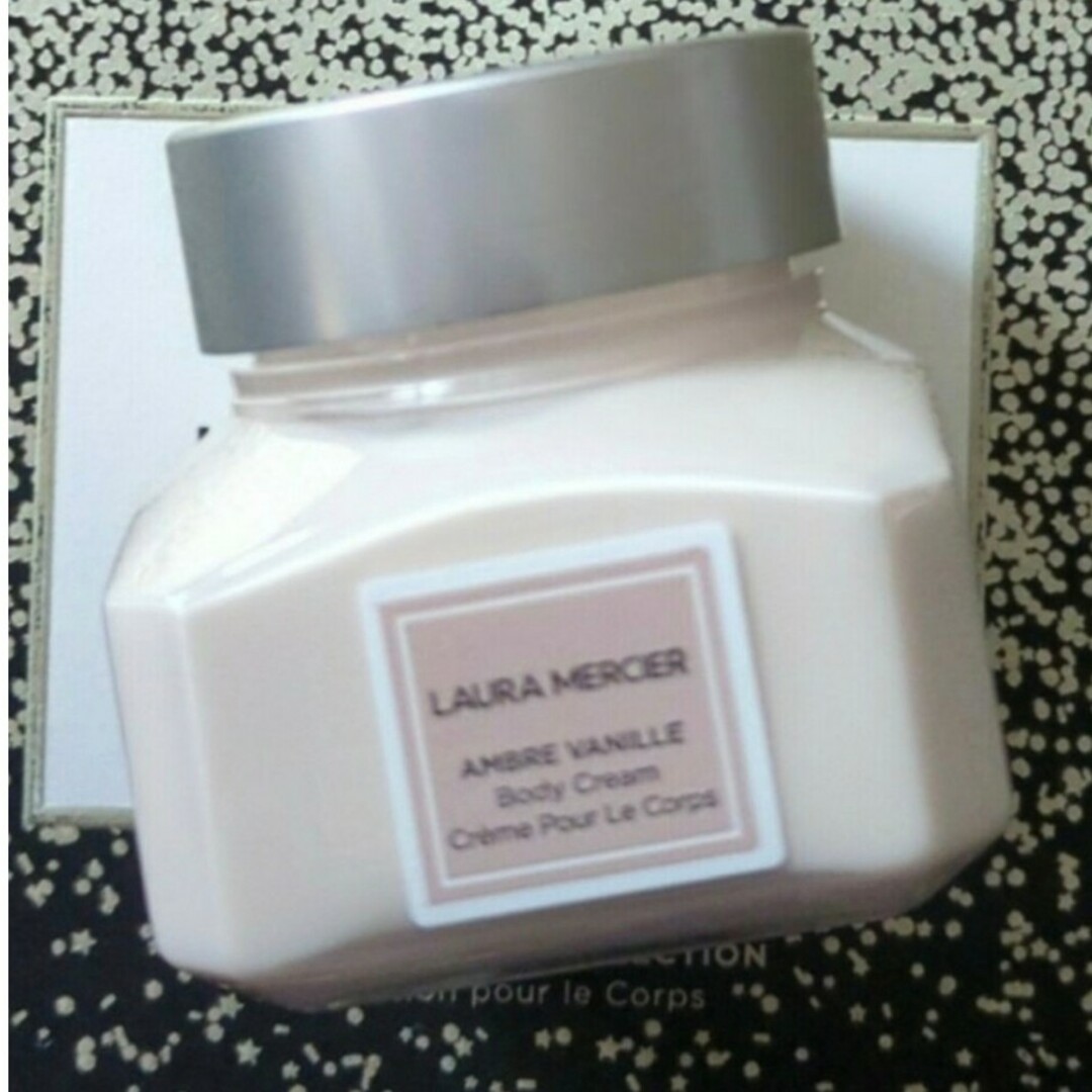 laura mercier(ローラメルシエ)のローラメルシエ ホイップ ト ボディクリーム アンバーバニラ 60g コスメ/美容のボディケア(ボディクリーム)の商品写真