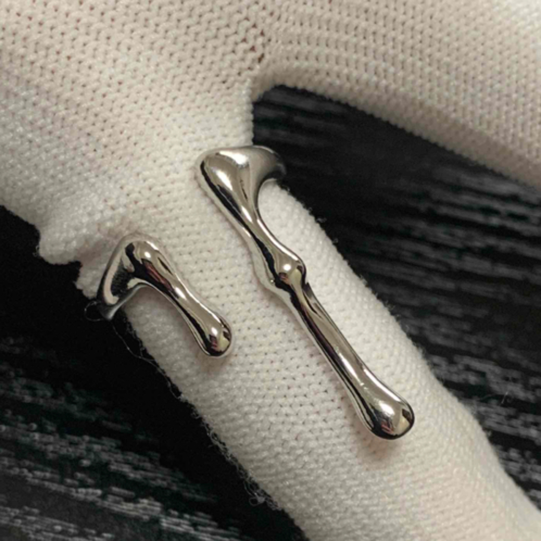 病み可愛い　とろーり　滴る　オープン　リング　指輪　シルバー　フリーサイズ レディースのアクセサリー(リング(指輪))の商品写真