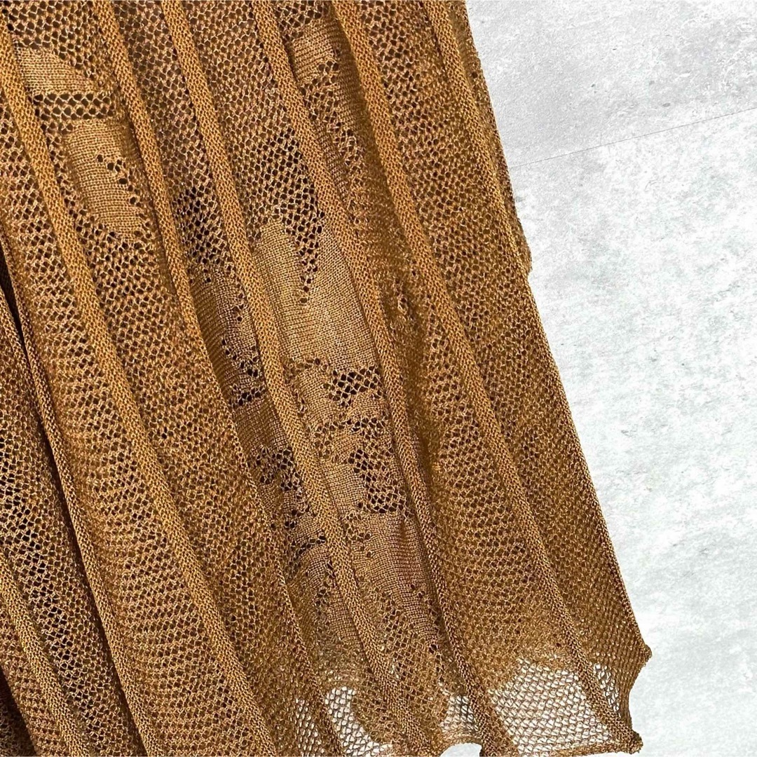 mame(マメ)の『Mame Kurogouchi』  マメクロゴウチ (1) フレアスカート レディースのスカート(ロングスカート)の商品写真