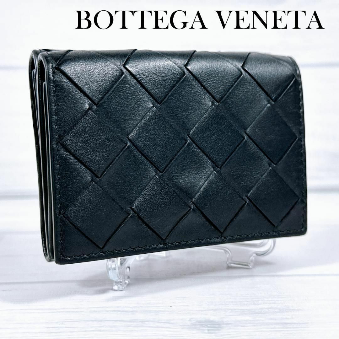 Bottega Veneta(ボッテガヴェネタ)のボッテガヴェネタ イントレチャート 三つ折り財布 コンパクトウォレット ブラック レディースのファッション小物(財布)の商品写真