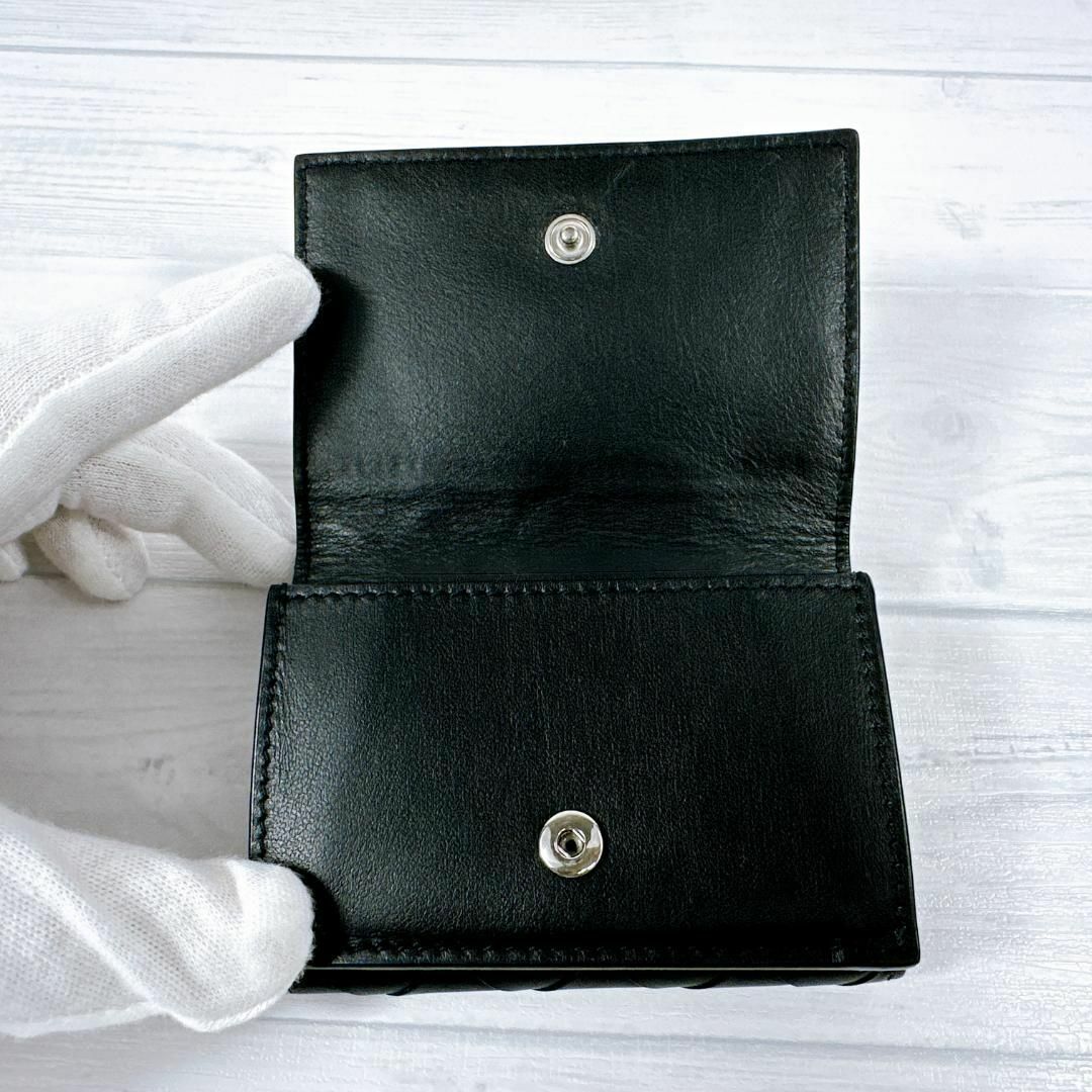 Bottega Veneta(ボッテガヴェネタ)のボッテガヴェネタ イントレチャート 三つ折り財布 コンパクトウォレット ブラック レディースのファッション小物(財布)の商品写真