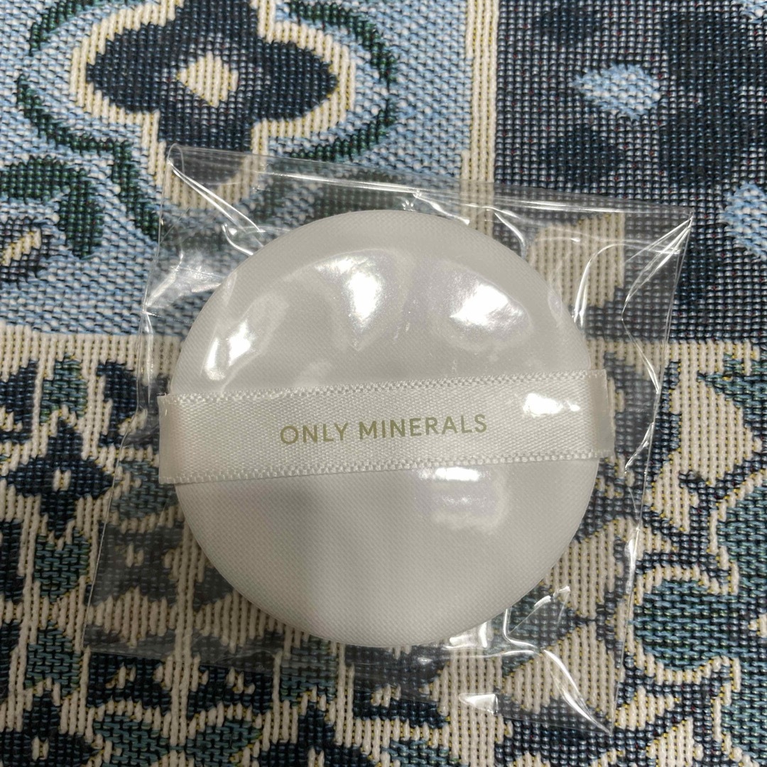 YA-MAN(ヤーマン)のヤーマン　Mineral Tone up  Cushion BB (レフィル) コスメ/美容のベースメイク/化粧品(ファンデーション)の商品写真