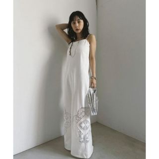 アメリヴィンテージ(Ameri VINTAGE)のアメリ CUTWORK LACE SWEAT DRESS(ロングワンピース/マキシワンピース)