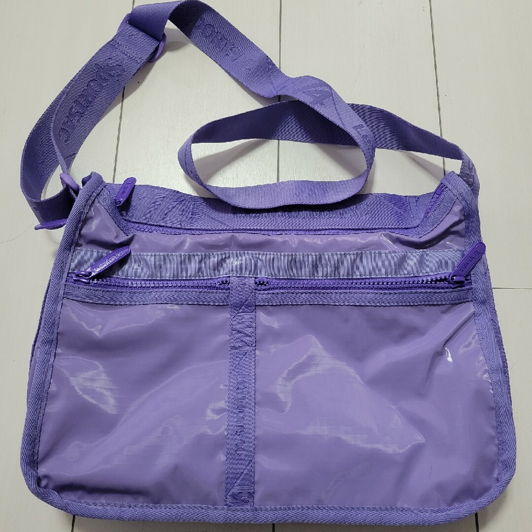 LeSportsac(レスポートサック)のLeSportsac　ショルダーバッグ　パープル レディースのバッグ(ショルダーバッグ)の商品写真