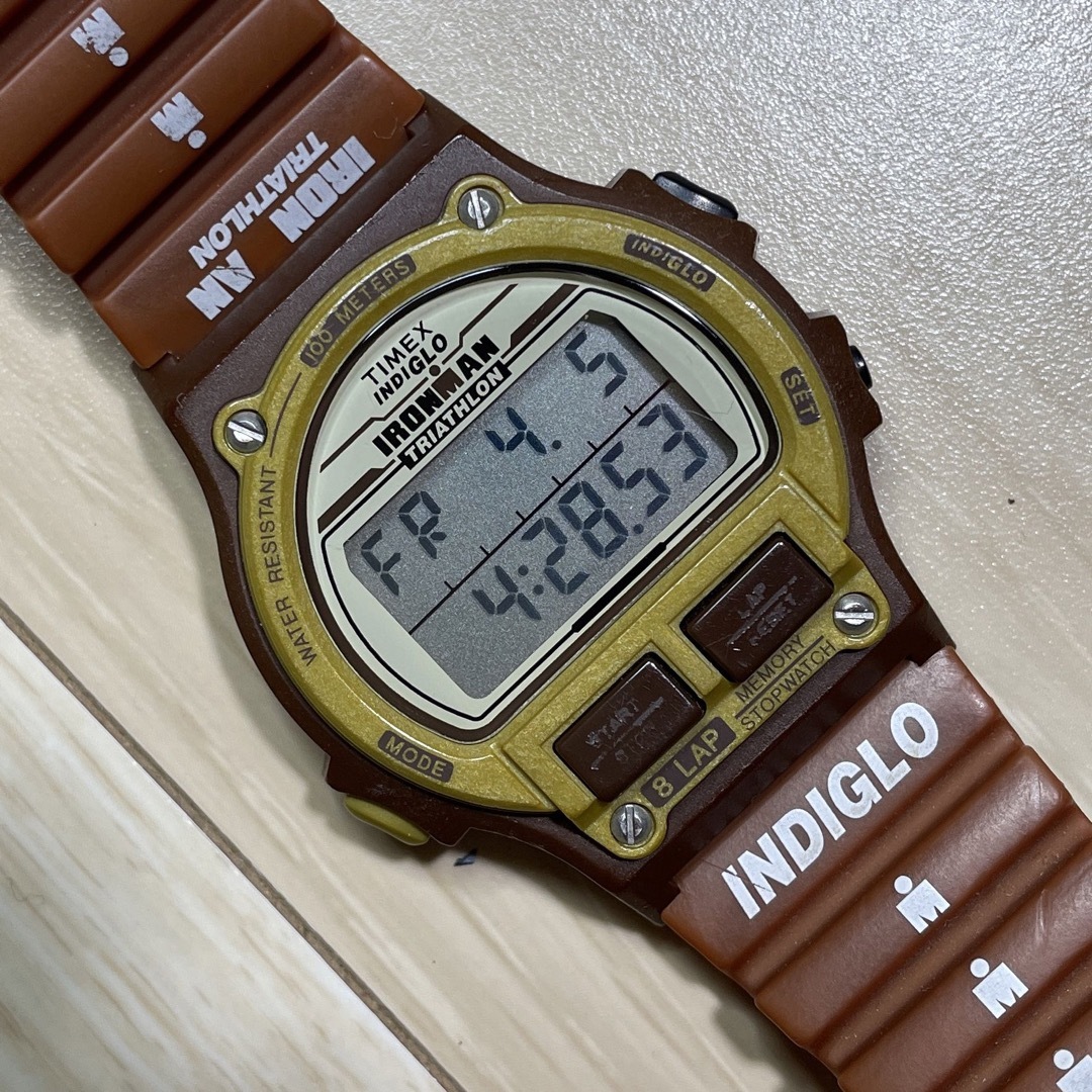 TIMEX(タイメックス)のTIMEX INDIGLO IRONMAN TRIATHLON 腕時計 メンズの時計(腕時計(デジタル))の商品写真