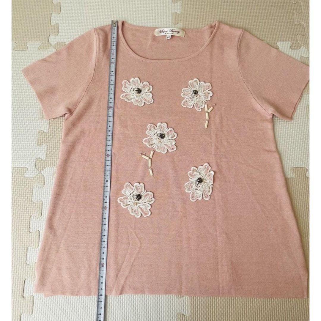 【新品】Super Beauty 半袖　42 ニットセーター　ピンク　ビーズ　花 レディースのトップス(ニット/セーター)の商品写真