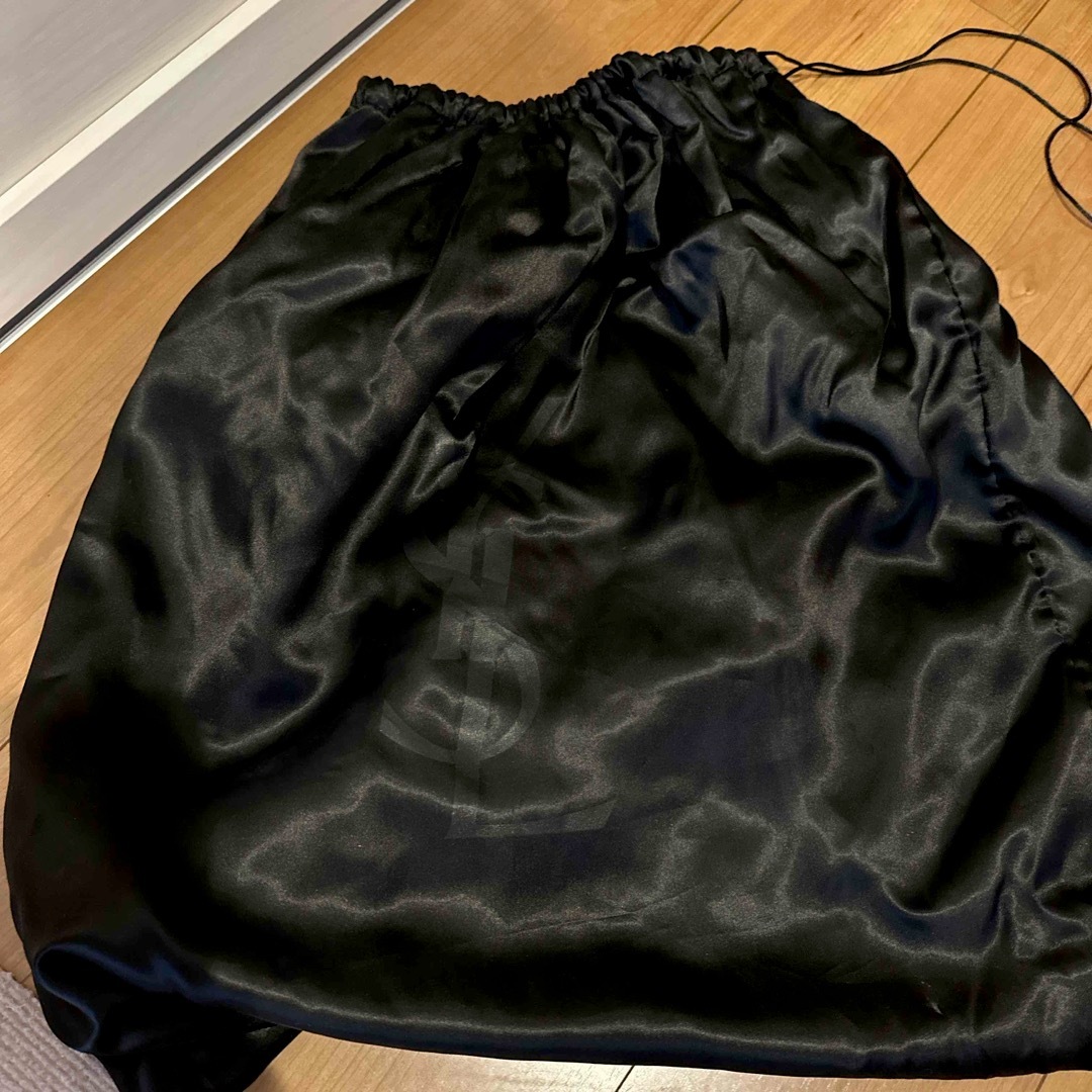 Yves Saint Laurent(イヴサンローラン)のイブサンローラン★メッシュイージーロック　ボストンバッグM レディースのバッグ(ボストンバッグ)の商品写真