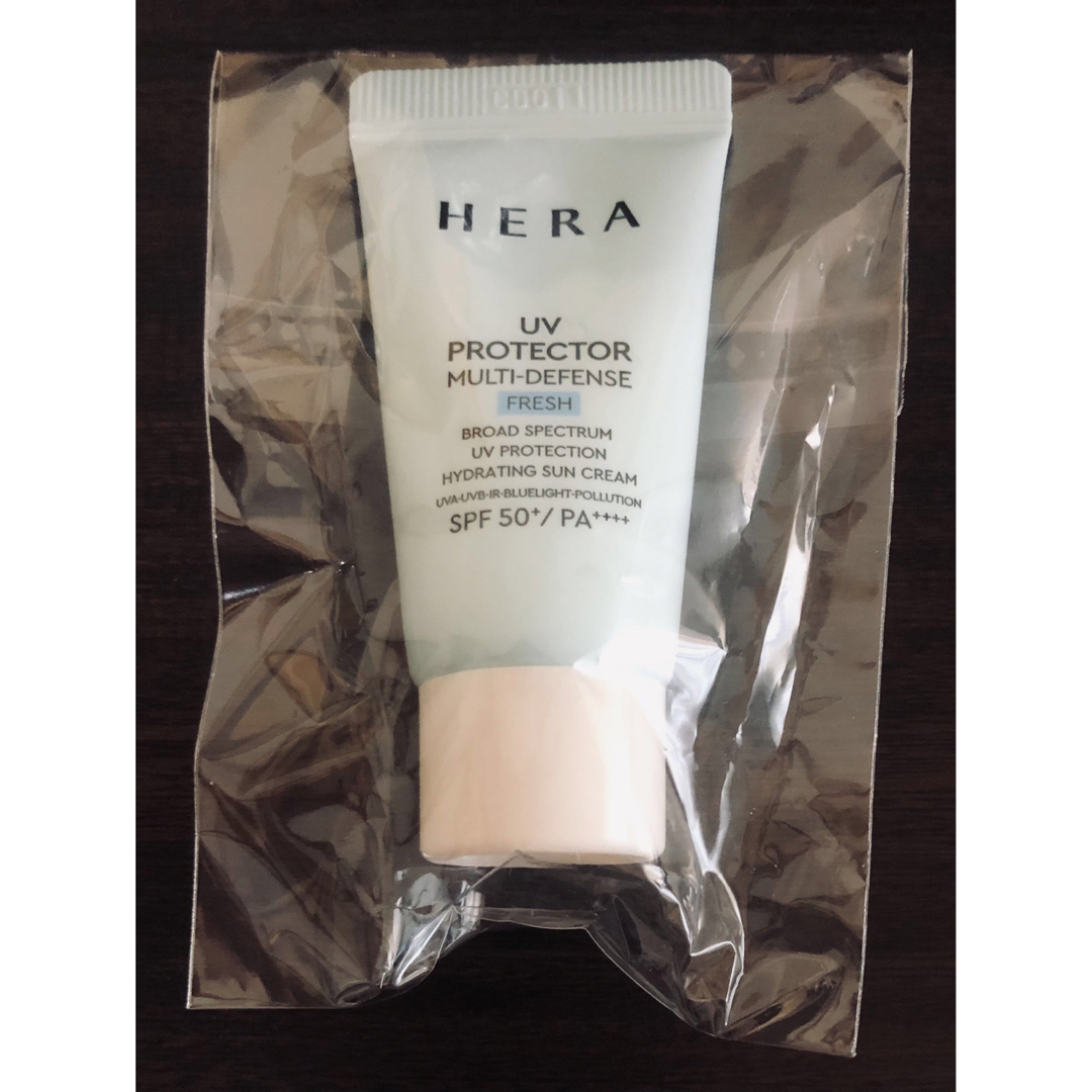 AMOREPACIFIC(アモーレパシフィック)のHERA UVプロテクターマルチディフェンスフレッシュ　15ml コスメ/美容のボディケア(日焼け止め/サンオイル)の商品写真