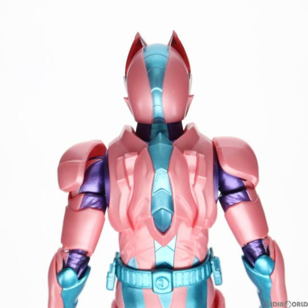 BANDAI(バンダイ)のS.H.Figuarts(フィギュアーツ) 仮面ライダーリバイ レックスゲノム(初回生産版) 仮面ライダーリバイス 完成品 可動フィギュア バンダイスピリッツ エンタメ/ホビーのフィギュア(特撮)の商品写真