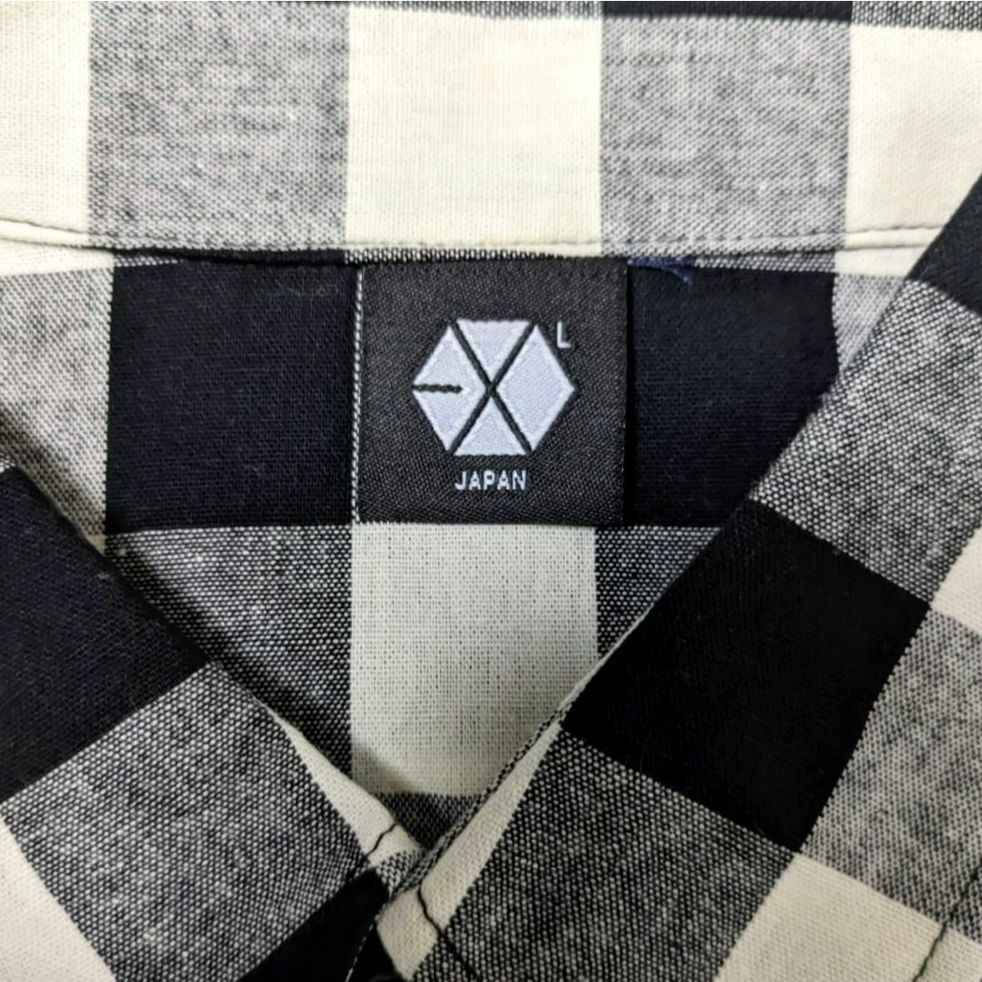 EXO(エクソ)のEXO シウミン　チェックシャツ　おまけ付き　☆ エンタメ/ホビーのタレントグッズ(アイドルグッズ)の商品写真