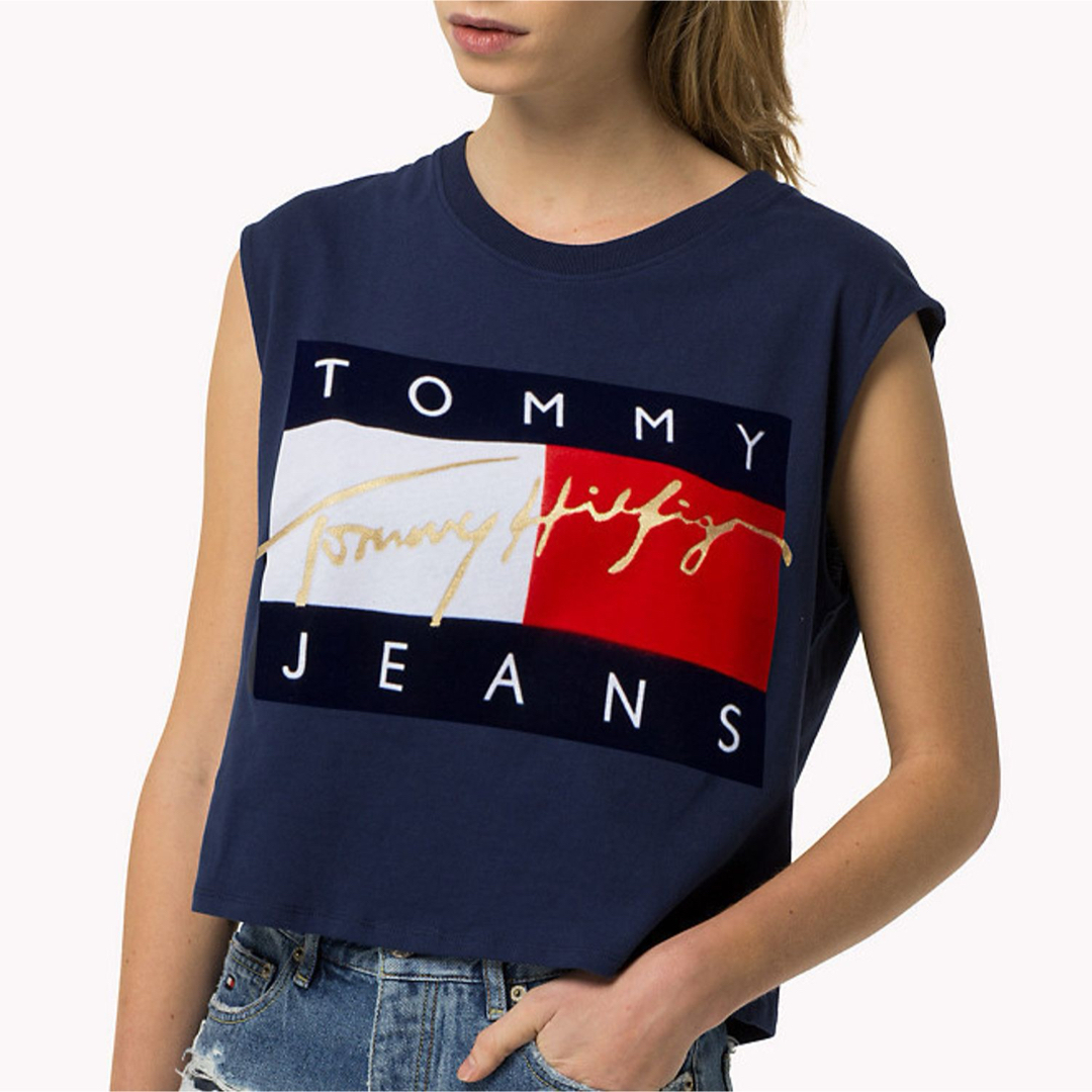 TOMMY HILFIGER(トミーヒルフィガー)の【レア】Tommy Hilfiger x UO コラボ♡クロップ丈トップスL レディースのトップス(Tシャツ(半袖/袖なし))の商品写真