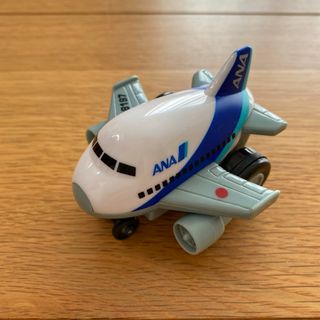 ANA(全日本空輸) - E.BO 飛行機　ミニカー　全日空　アナ　ANA JA8197