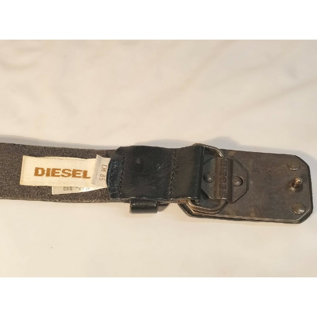 DIESEL(ディーゼル)の【レザープレートバックル】ＤＩＥＳＥＬ　正規品　高級レザーベルト　厚本革/真鍮 メンズのファッション小物(ベルト)の商品写真