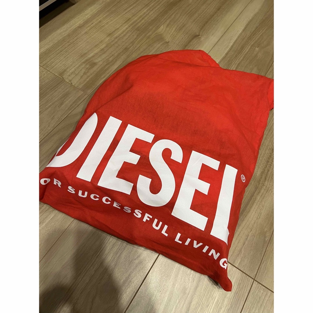 DIESEL(ディーゼル)のDIESEL Play Shoulder プリントPUショルダーバッグ レディースのバッグ(ショルダーバッグ)の商品写真