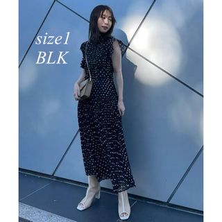 スナイデル(SNIDEL)の【正規品】snidel プリントプリーツワンピース  BLK size1 ドット(ロングワンピース/マキシワンピース)