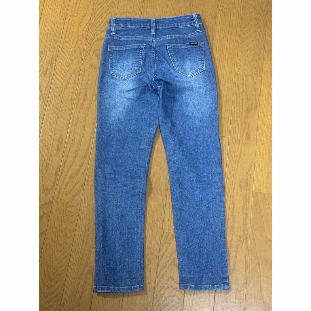 美品　ジーンズ　男女兼用　130cm  キッズ/ベビー/マタニティのキッズ服女の子用(90cm~)(パンツ/スパッツ)の商品写真