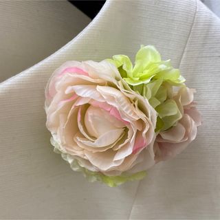 コサージュ💐髪飾り👘クリップ付き(コサージュ/ブローチ)