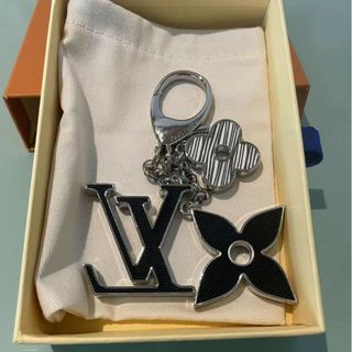 美品LOUIS VUITTON ビジューサック フルール ドゥ エピ バックチャ