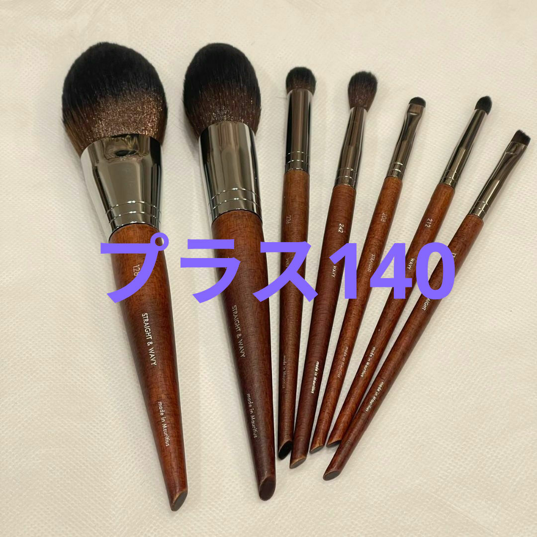 MAKE UP FOR EVER(メイクアップフォーエバー)のお買い得メイクアップフォーエバーメイクブラシ7本 コスメ/美容のメイク道具/ケアグッズ(ブラシ・チップ)の商品写真